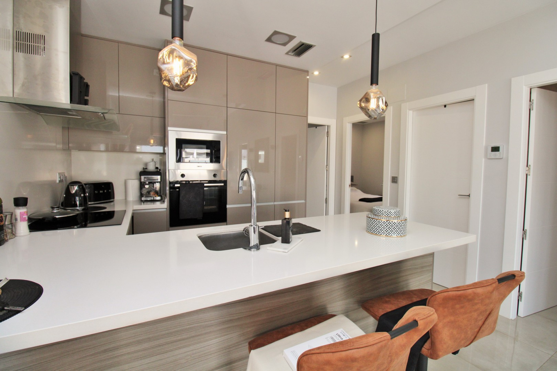 Resale - 3. Semi-detached house - Villamartin - Costa Blanca South