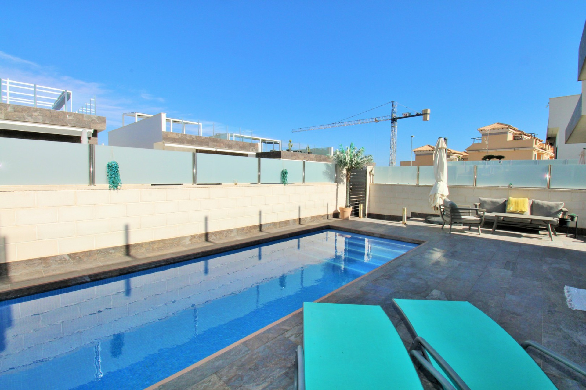 Resale - 3. Semi-detached house - Villamartin - Costa Blanca South