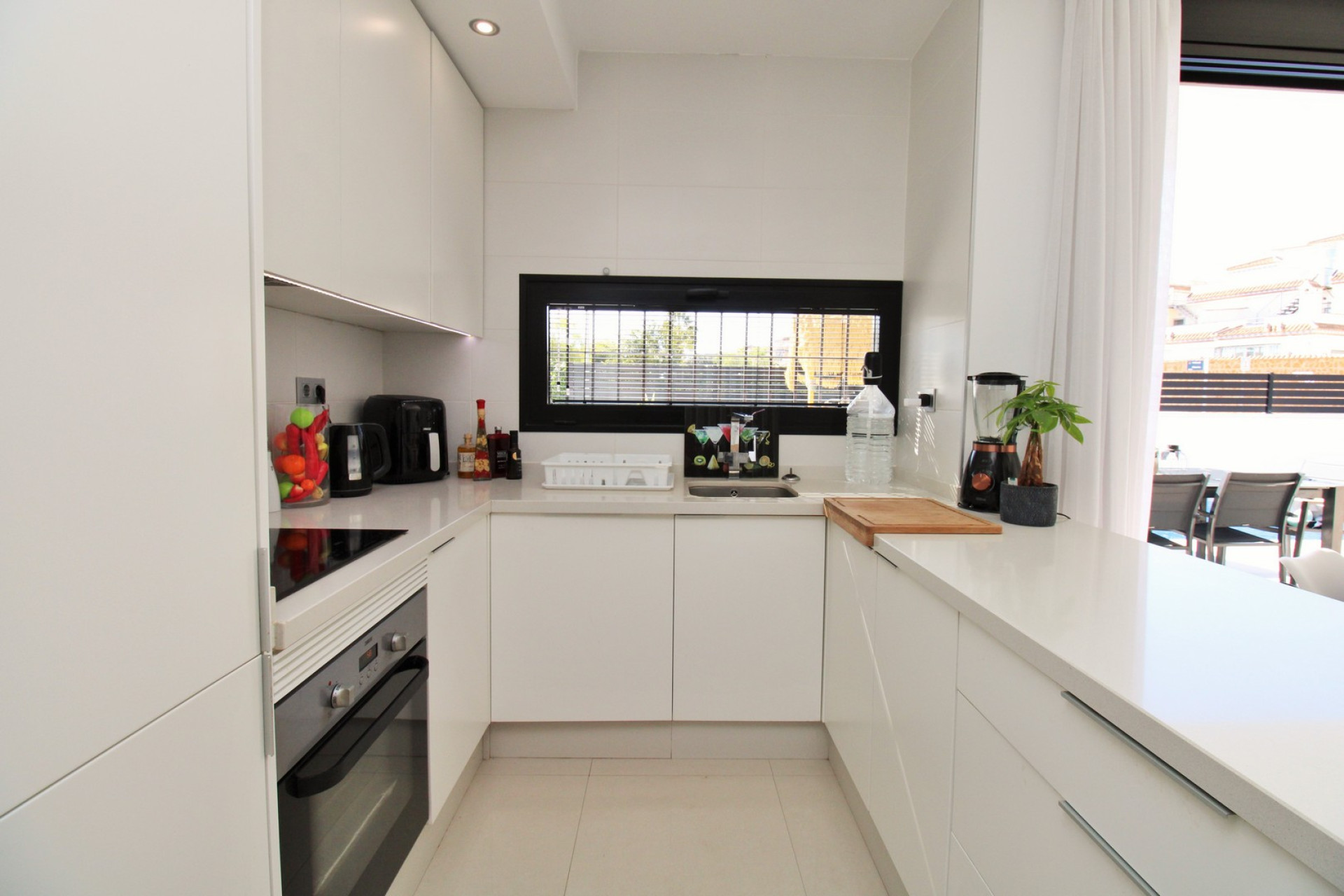 Resale - 3. Semi-detached house - Villamartin - Costa Blanca South