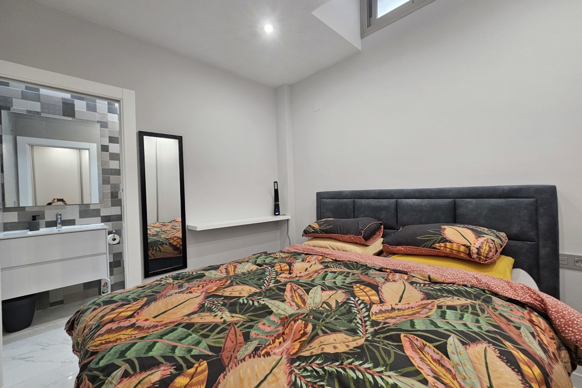 Resale - 3. Semi-detached house - Villamartin - Costa Blanca South