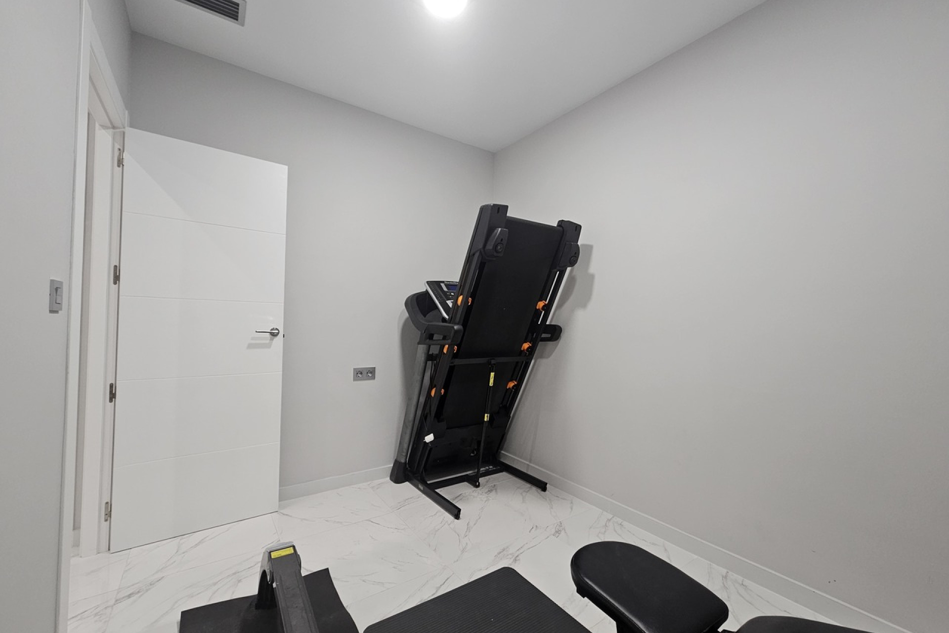 Resale - 3. Semi-detached house - Villamartin - Costa Blanca South