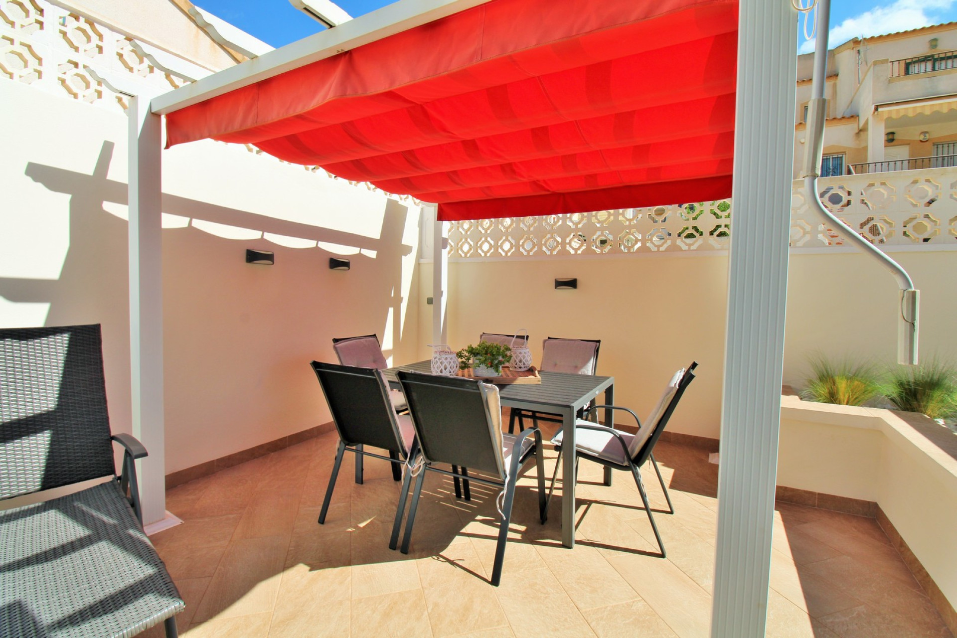 Resale - 3. Semi-detached house - Villamartin - Costa Blanca South