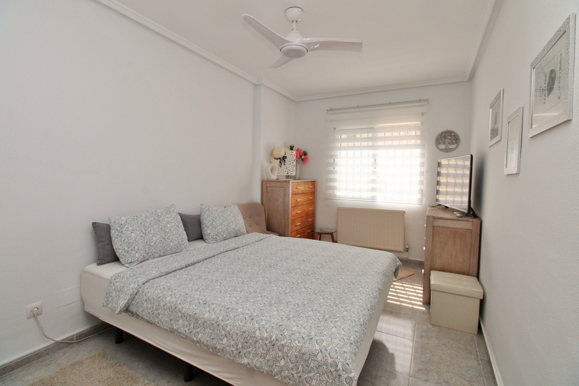 Resale - 3. Semi-detached house - Villamartin - Costa Blanca South