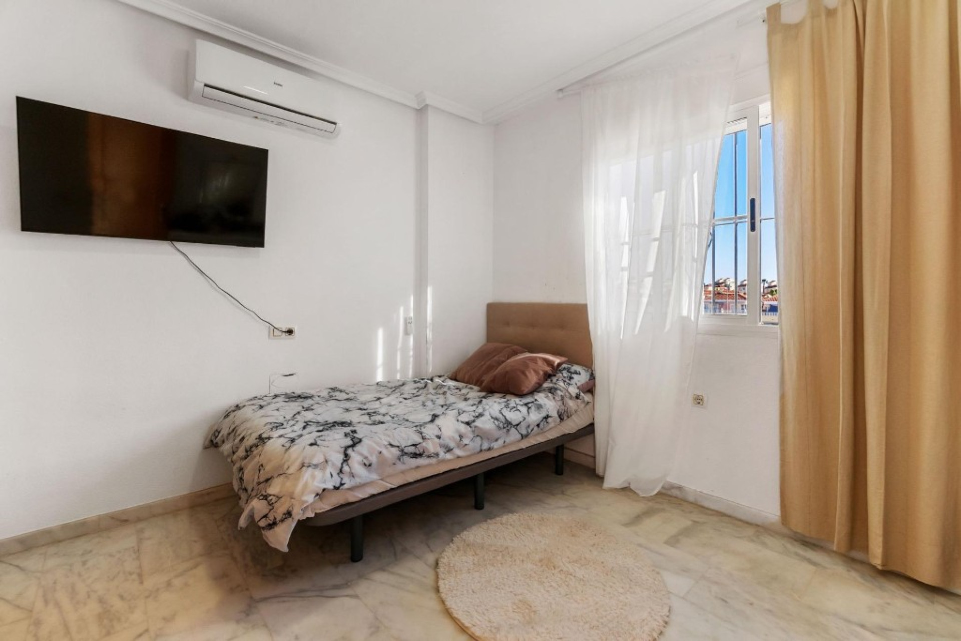 Resale - 3. Semi-detached house - Villamartin - Costa Blanca South