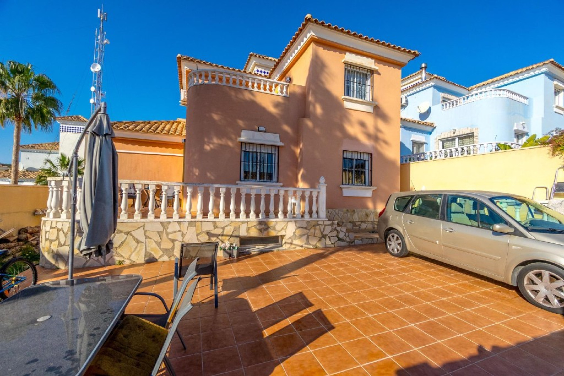 Resale - 3. Semi-detached house - Villamartin - Costa Blanca South