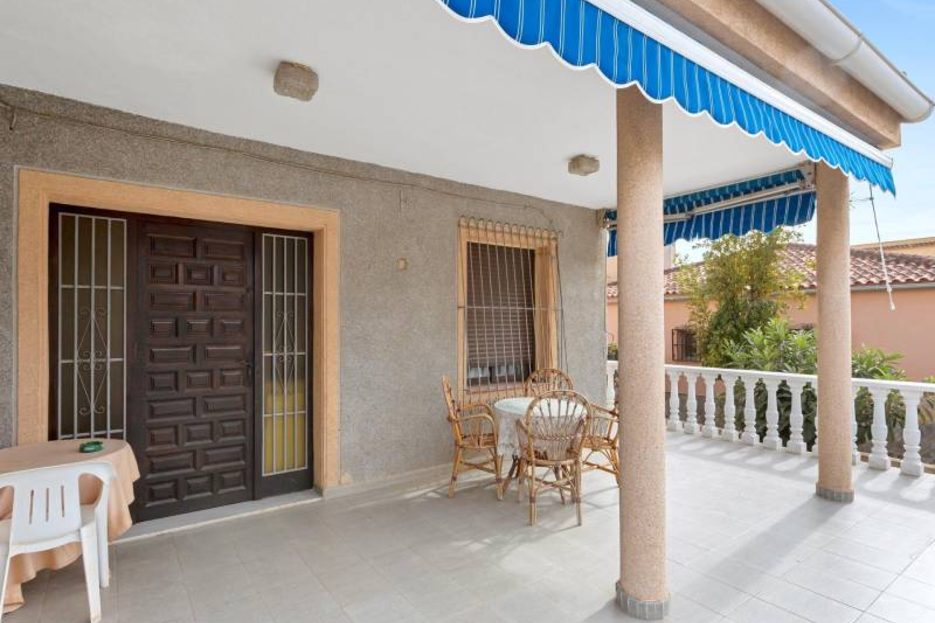 Resale - 3. Semi - Detached Villa - Torrevieja