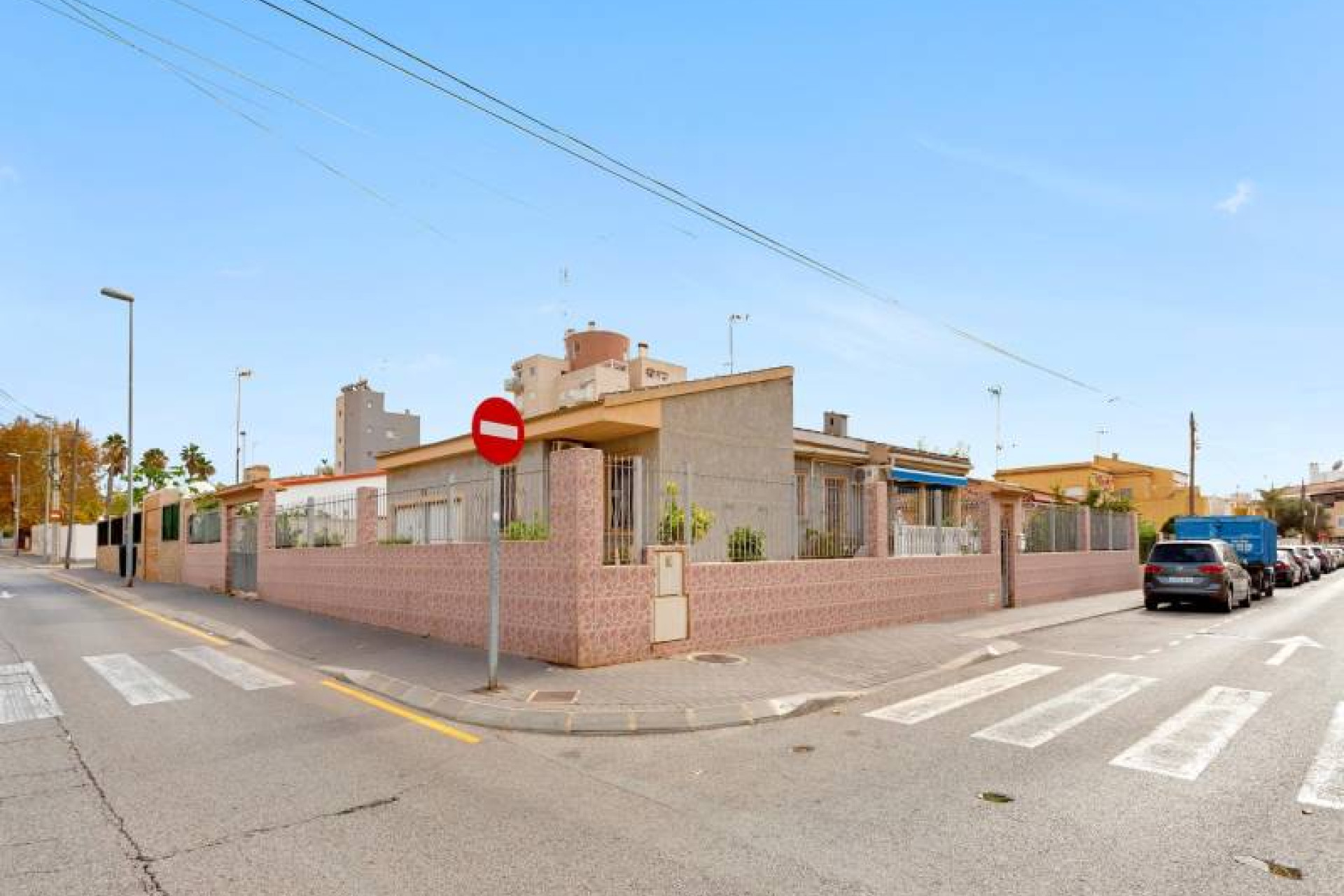 Resale - 3. Semi - Detached Villa - Torrevieja