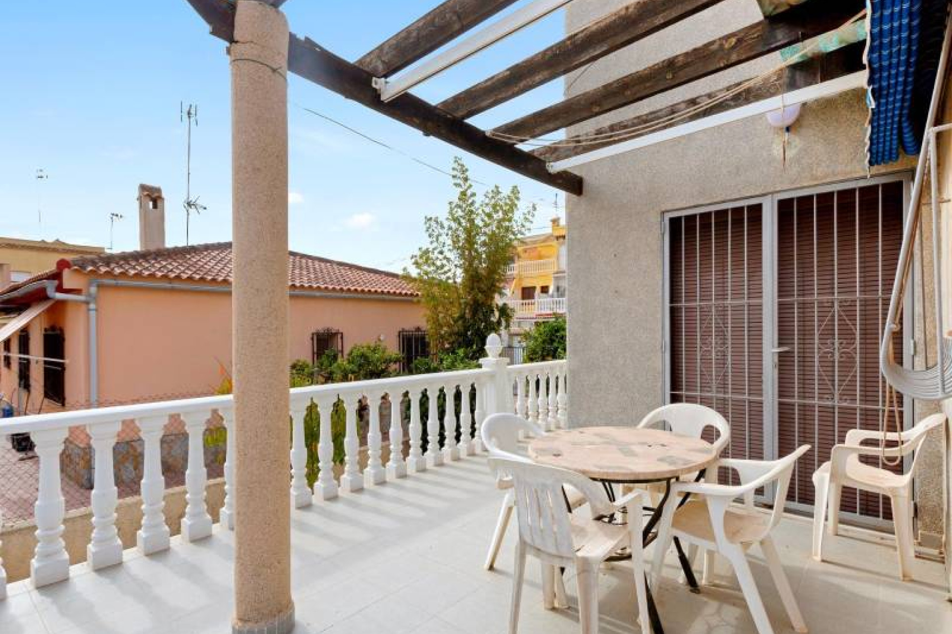 Resale - 3. Semi - Detached Villa - Torrevieja