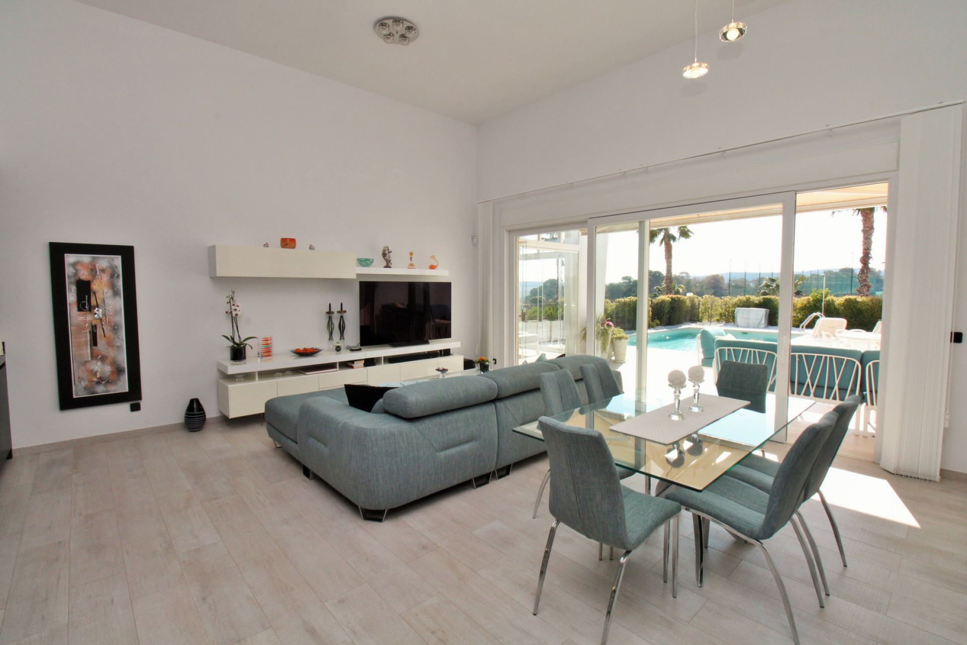 Resale - 4. House - Detached Villa - Algorfa - La Finca Golf