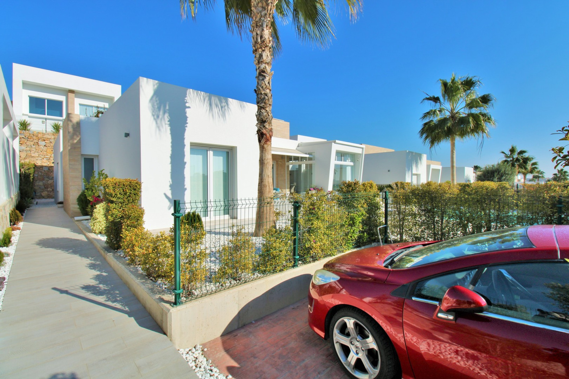 Resale - 4. House - Detached Villa - Algorfa - La Finca Golf