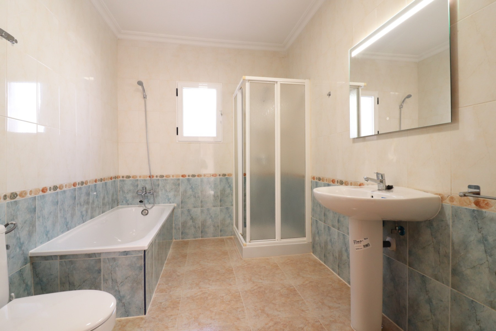 Resale - 4. House - Detached Villa - Algorfa - Rojales