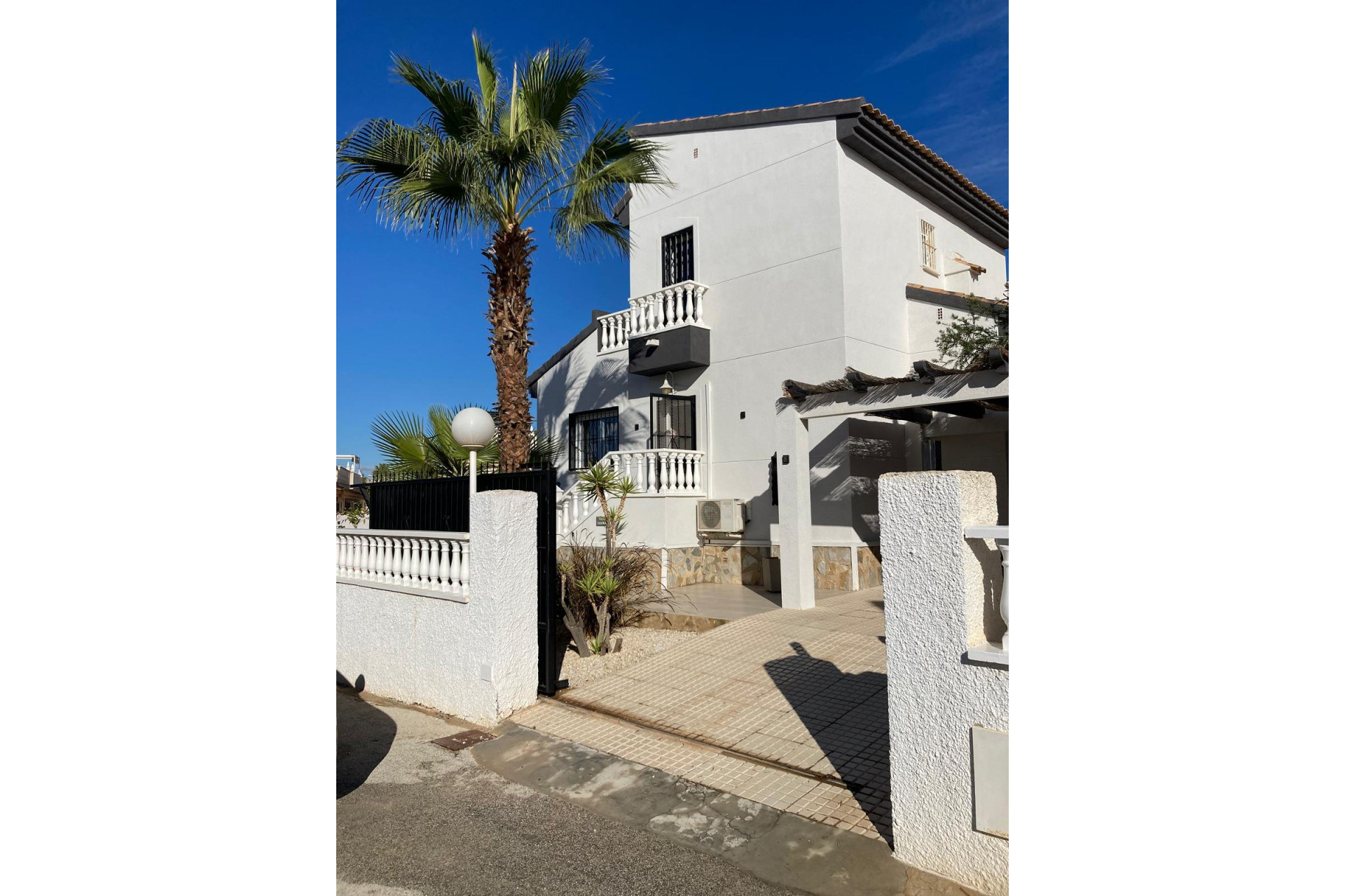 Resale - 4. House - Detached Villa - Benijofar - Rojales