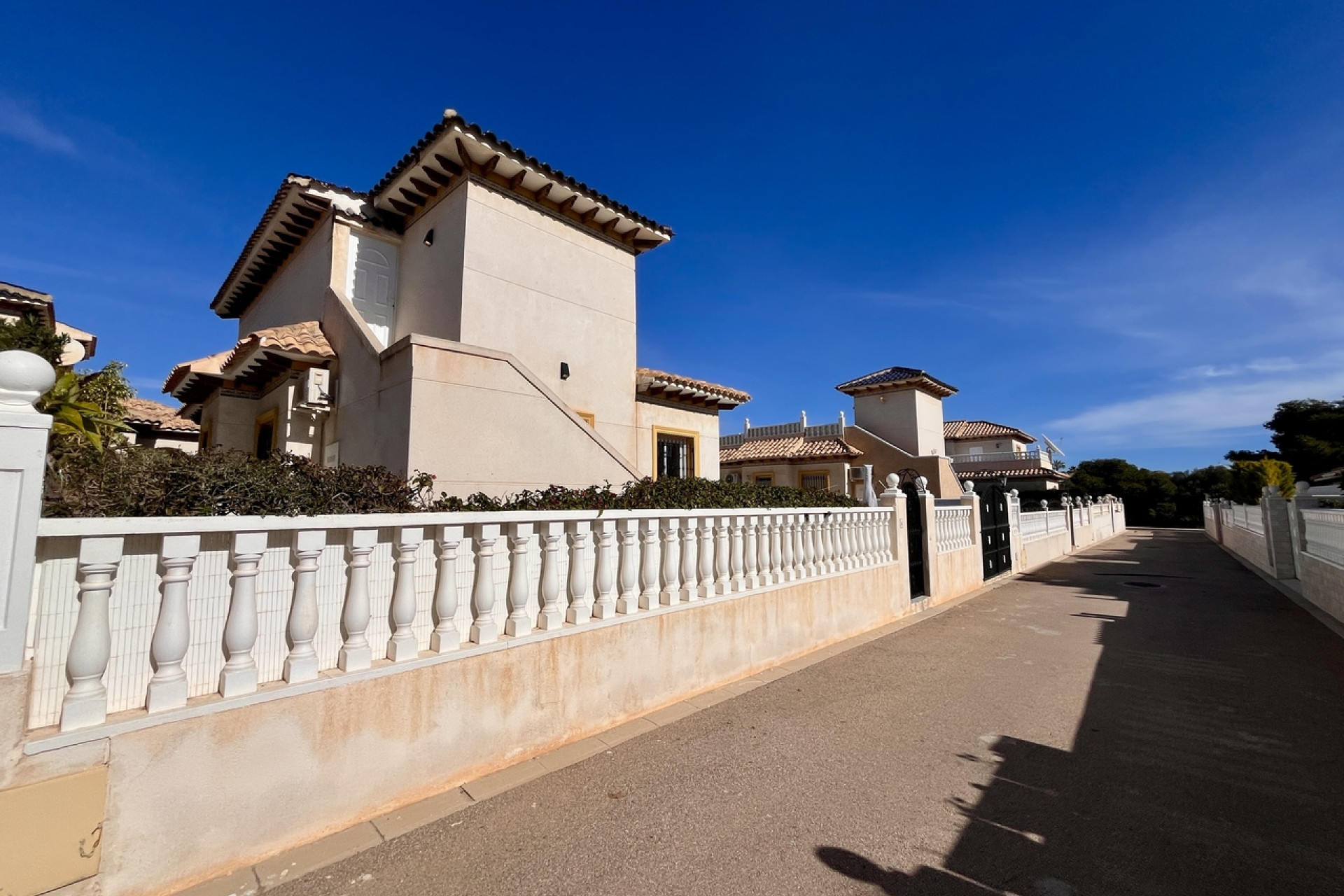 Resale - 4. House - Detached Villa - Cabo Roig - Orihuela Costa