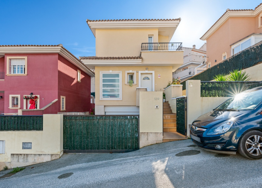 Resale - 4. House - Detached Villa - La Nucía - Benidorm