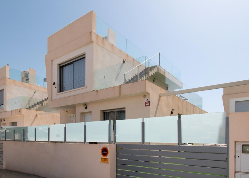 Resale - 4. House - Detached Villa - Mil Palmeras - Pilar de la Horadada