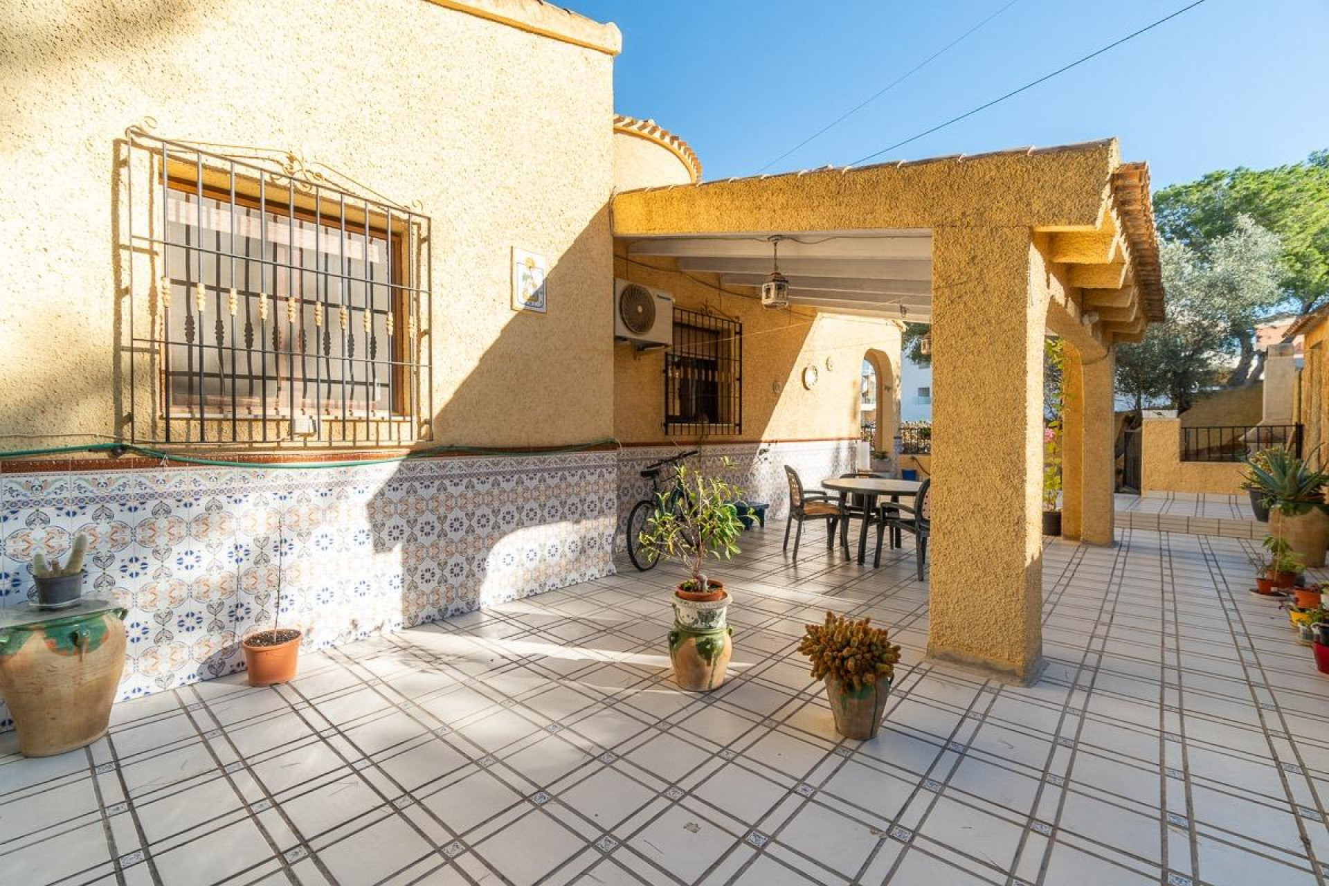 Resale - 4. House - Detached Villa - Orihuela Costa