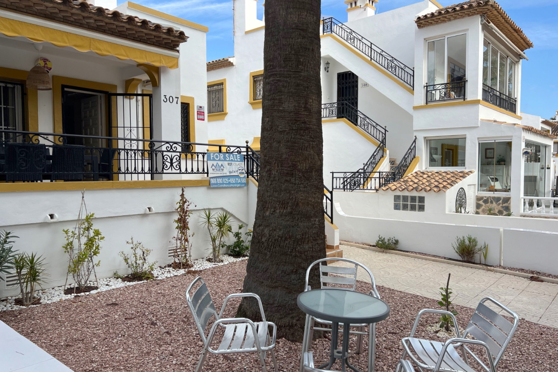 Resale - 4. House - Detached Villa - Orihuela Costa