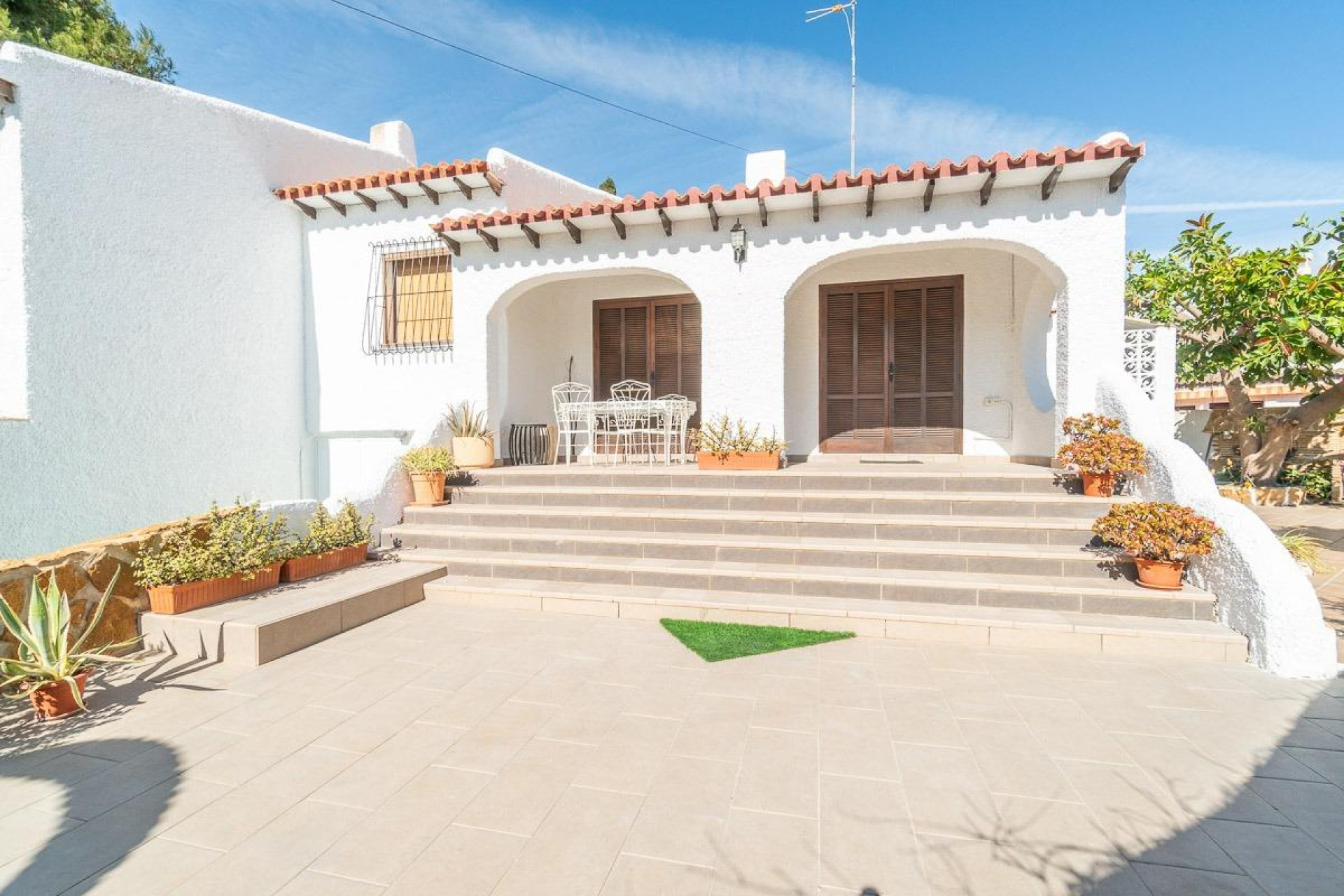 Resale - 4. House - Detached Villa - Orihuela Costa