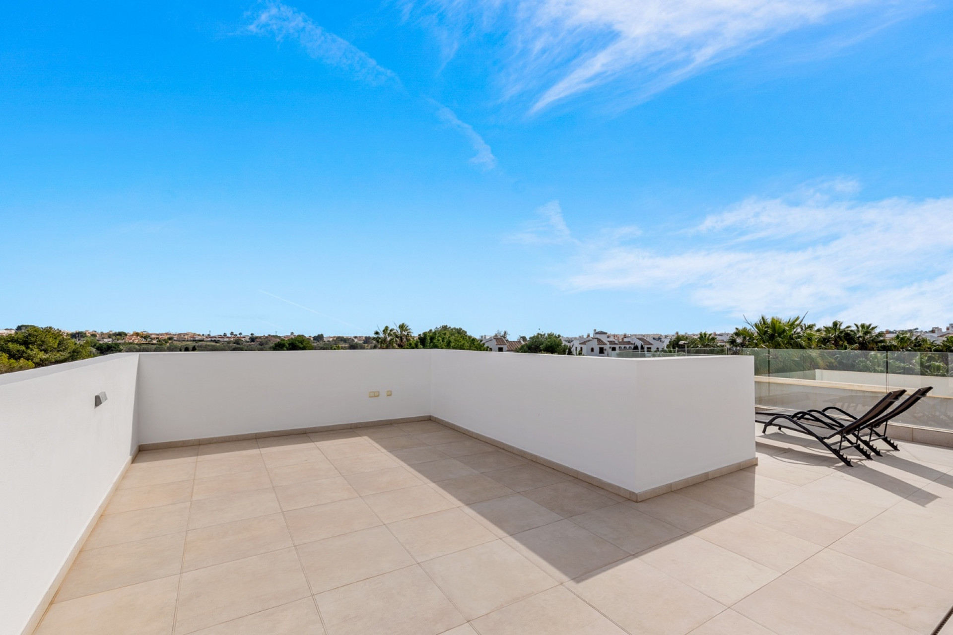 Resale - 4. House - Detached Villa - Orihuela Costa