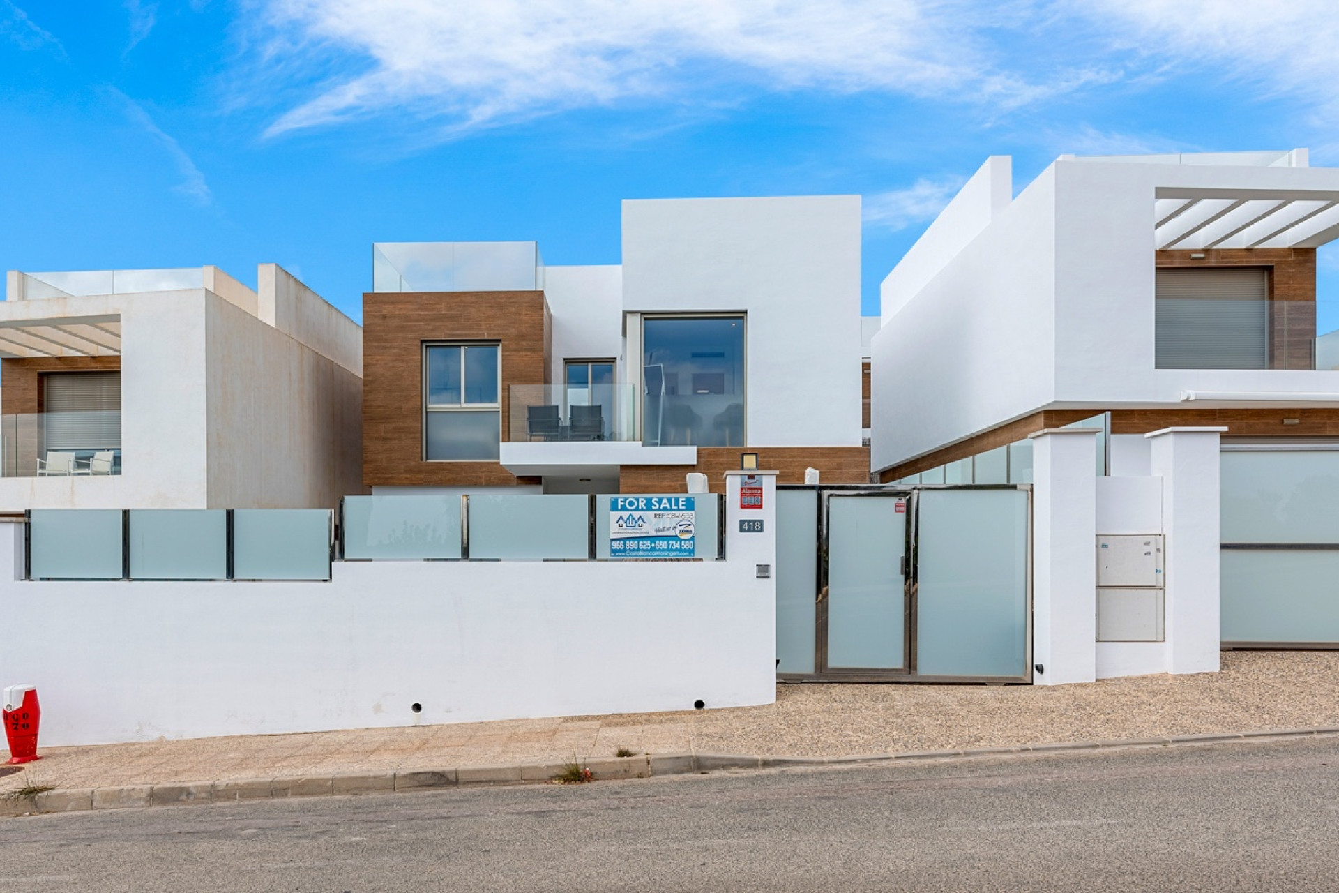 Resale - 4. House - Detached Villa - Orihuela Costa