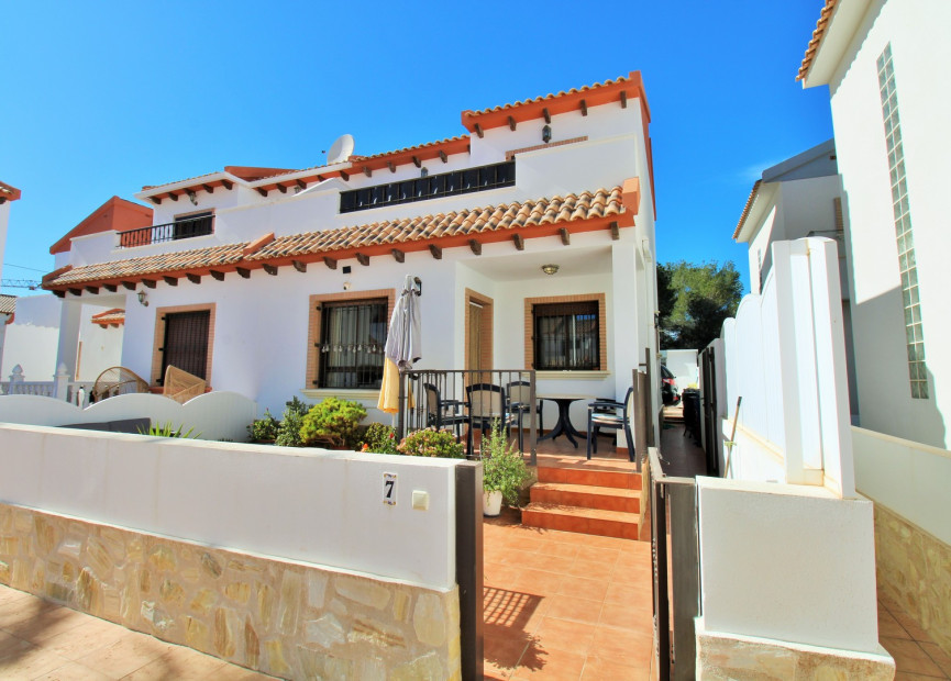 Resale - 4. House - Detached Villa - Villamartin - Orihuela Costa