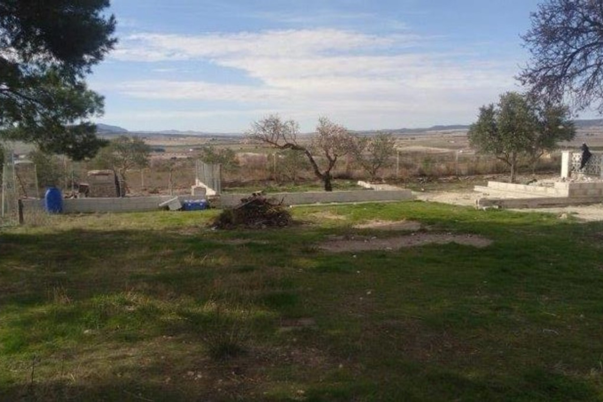 Resale - 4. House - Detached Villa - Yecla - Pinoso