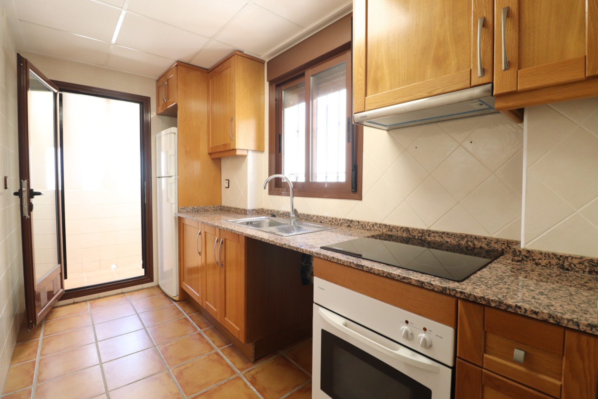 Resale - 4. Semi-detached villa - Algorfa - Costa Blanca South