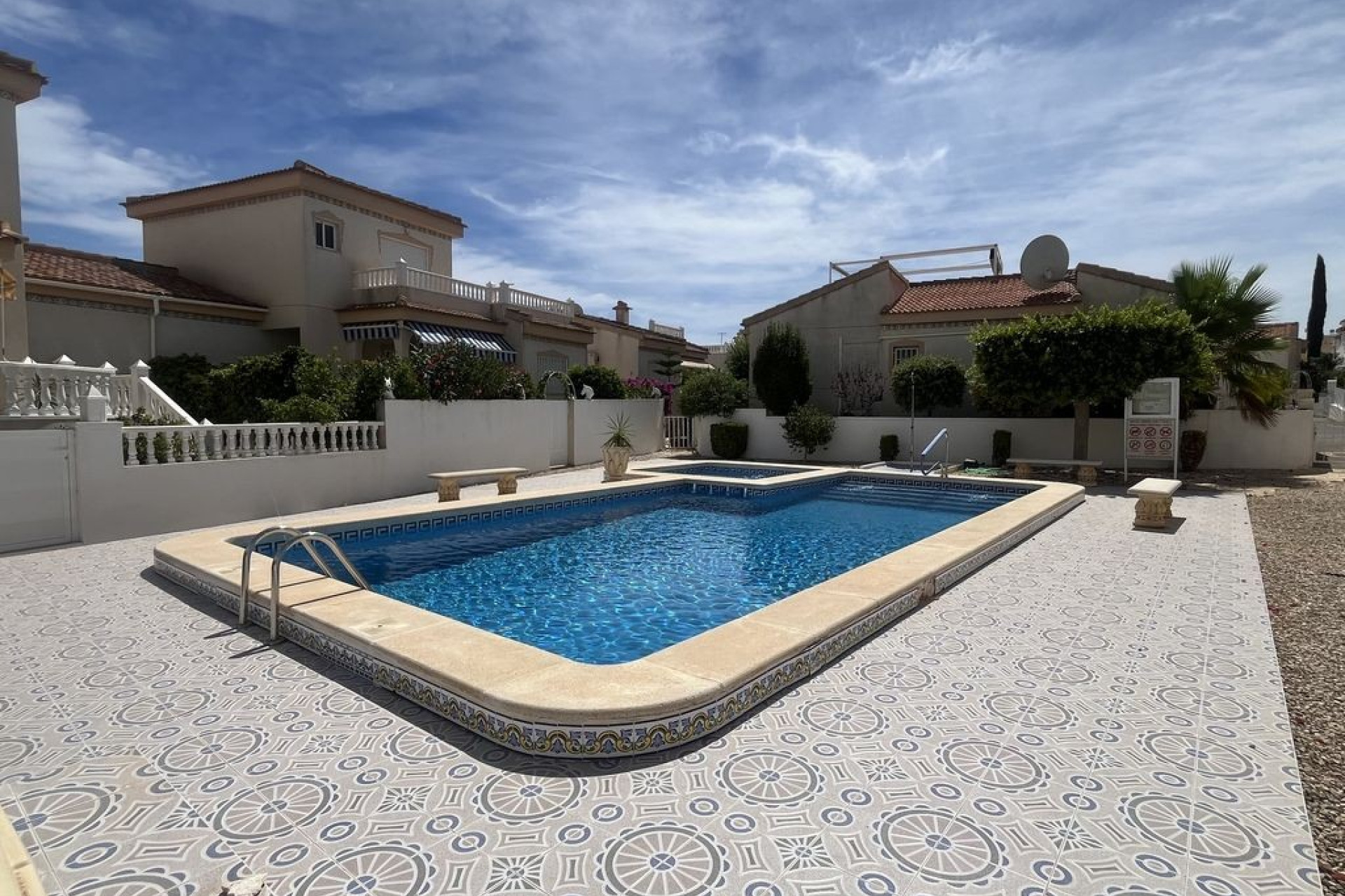 Resale - 4. Semi-detached villa - Algorfa - Costa Blanca South
