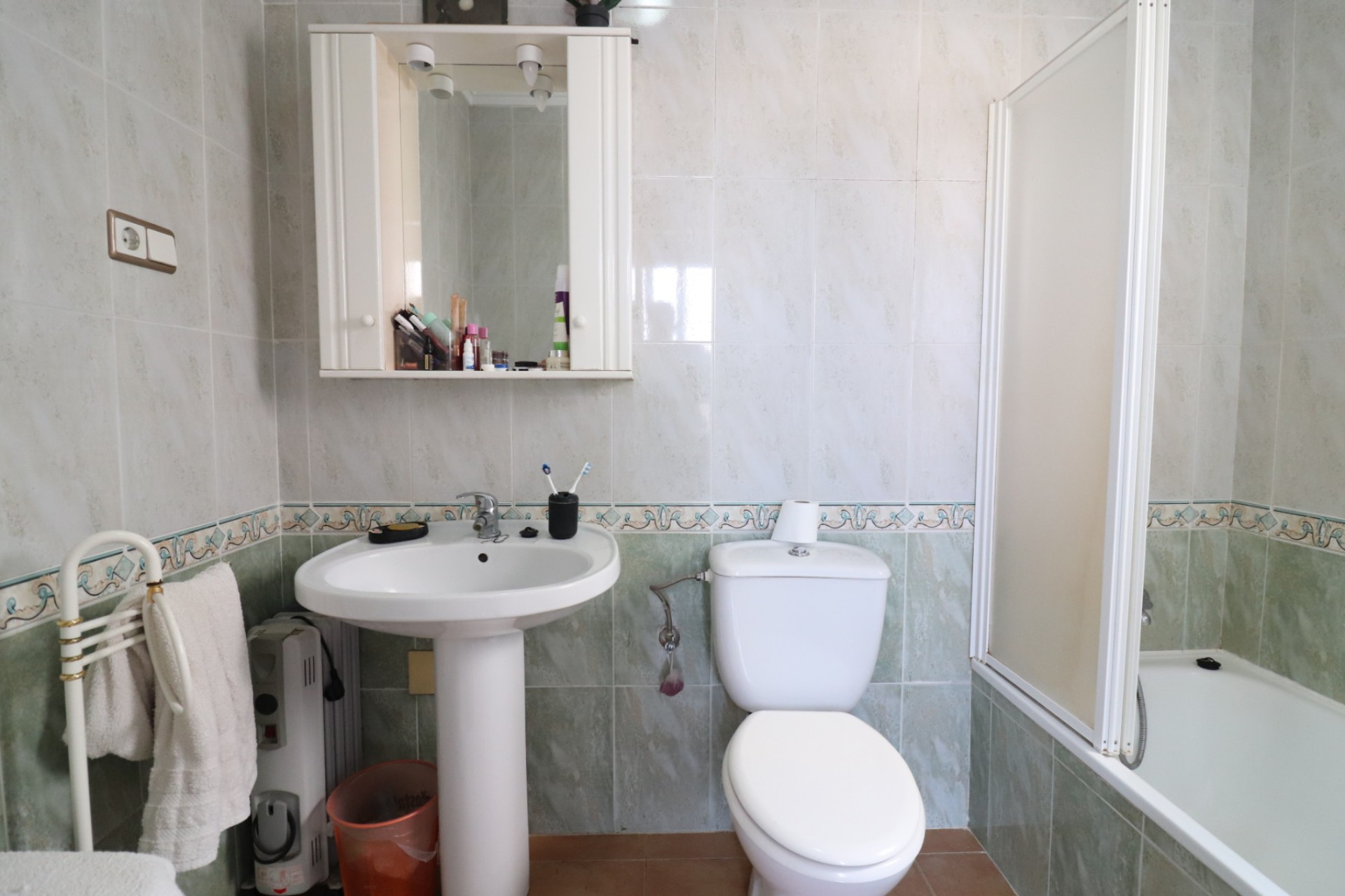 Resale - 4. Semi-detached villa - Algorfa - Costa Blanca South