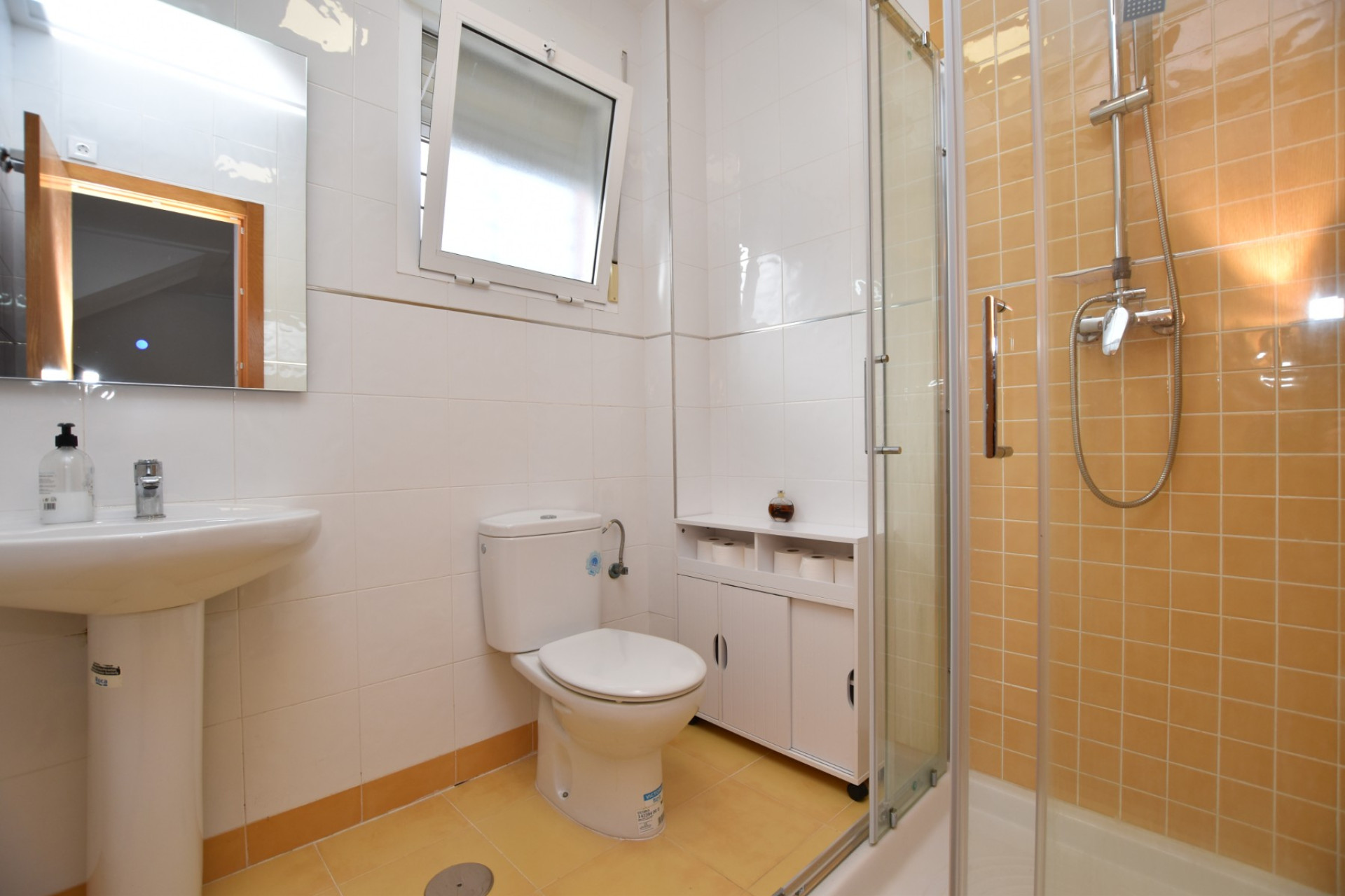 Resale - 4. Semi-detached villa - Algorfa - Costa Blanca South