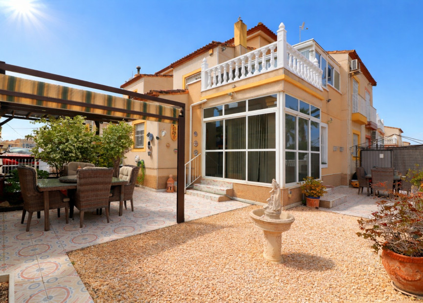 Resale - 4. Semi-detached villa - Algorfa - Costa Blanca South