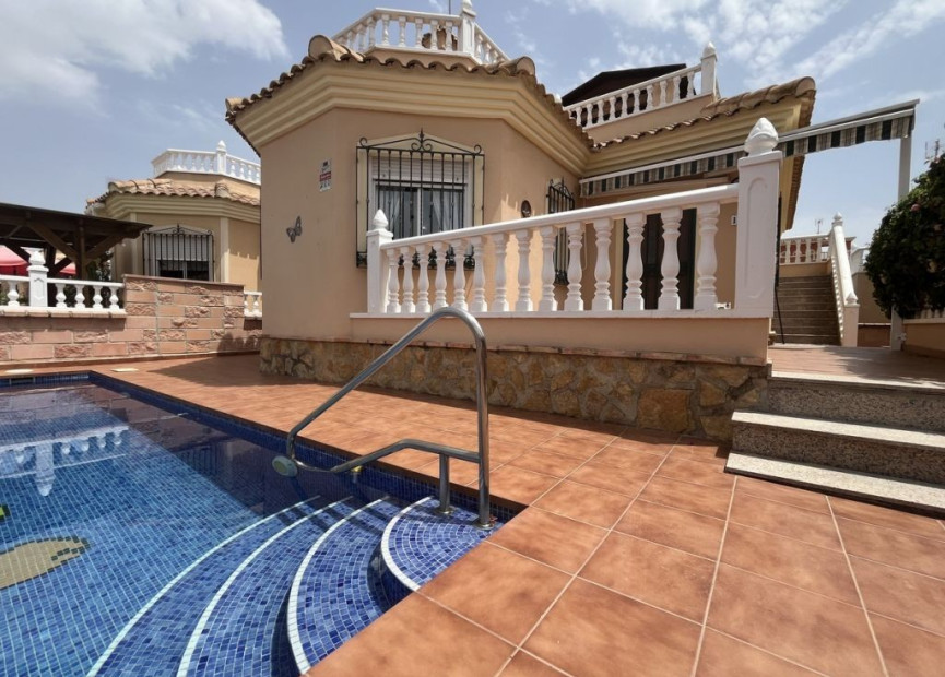 Resale - 4. Semi-detached villa - Almoradí - Costa Blanca South