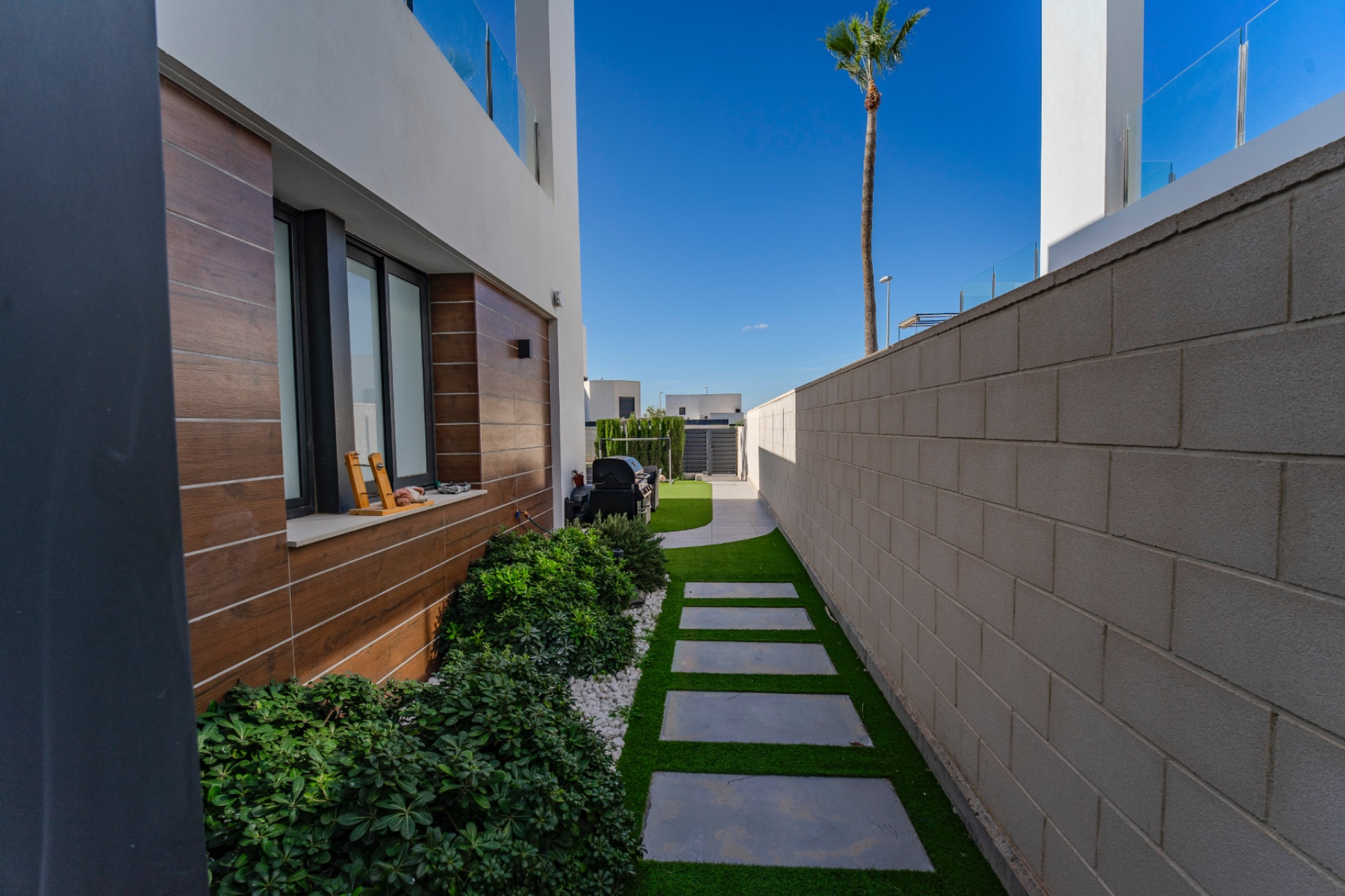 Resale - 4. Semi-detached villa - Benijofar - Costa Blanca South