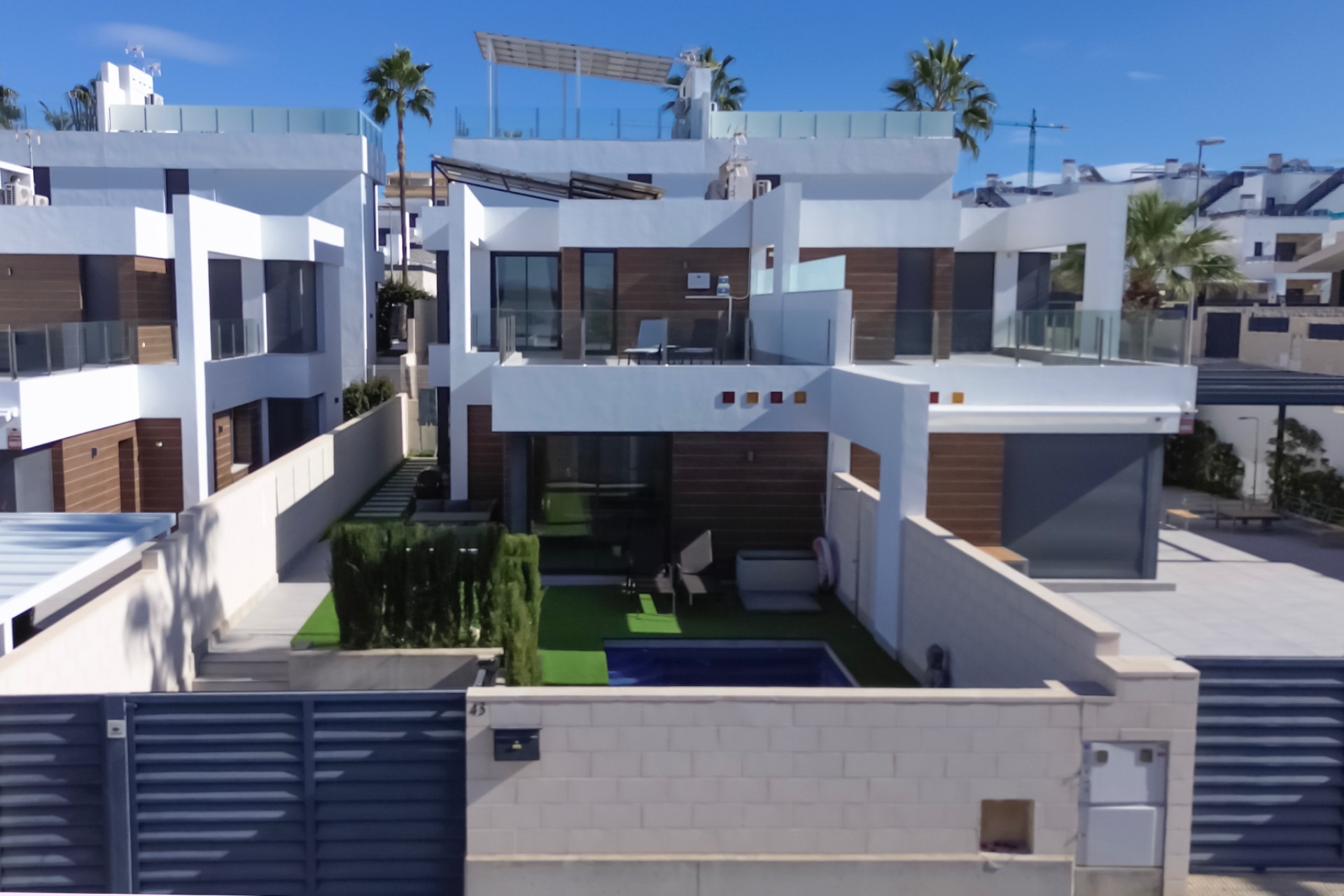 Resale - 4. Semi-detached villa - Benijofar - Costa Blanca South