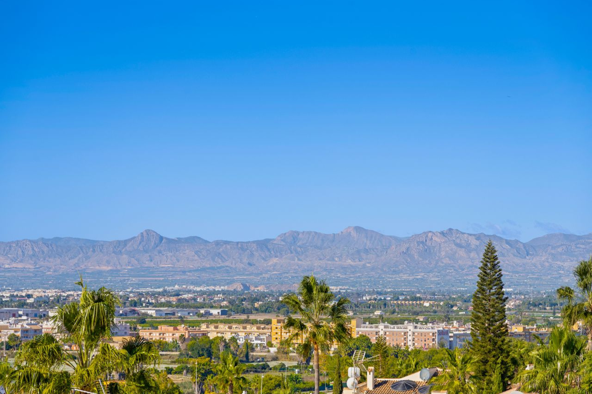 Resale - 4. Semi-detached villa - Benijofar - Costa Blanca South