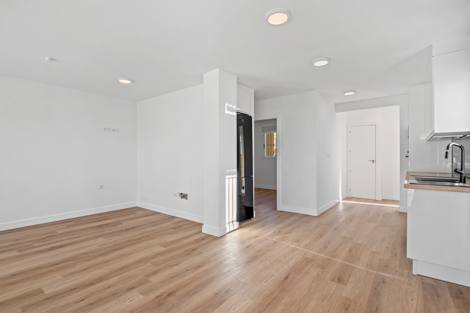 Resale - 4. Semi-detached villa - Benimar