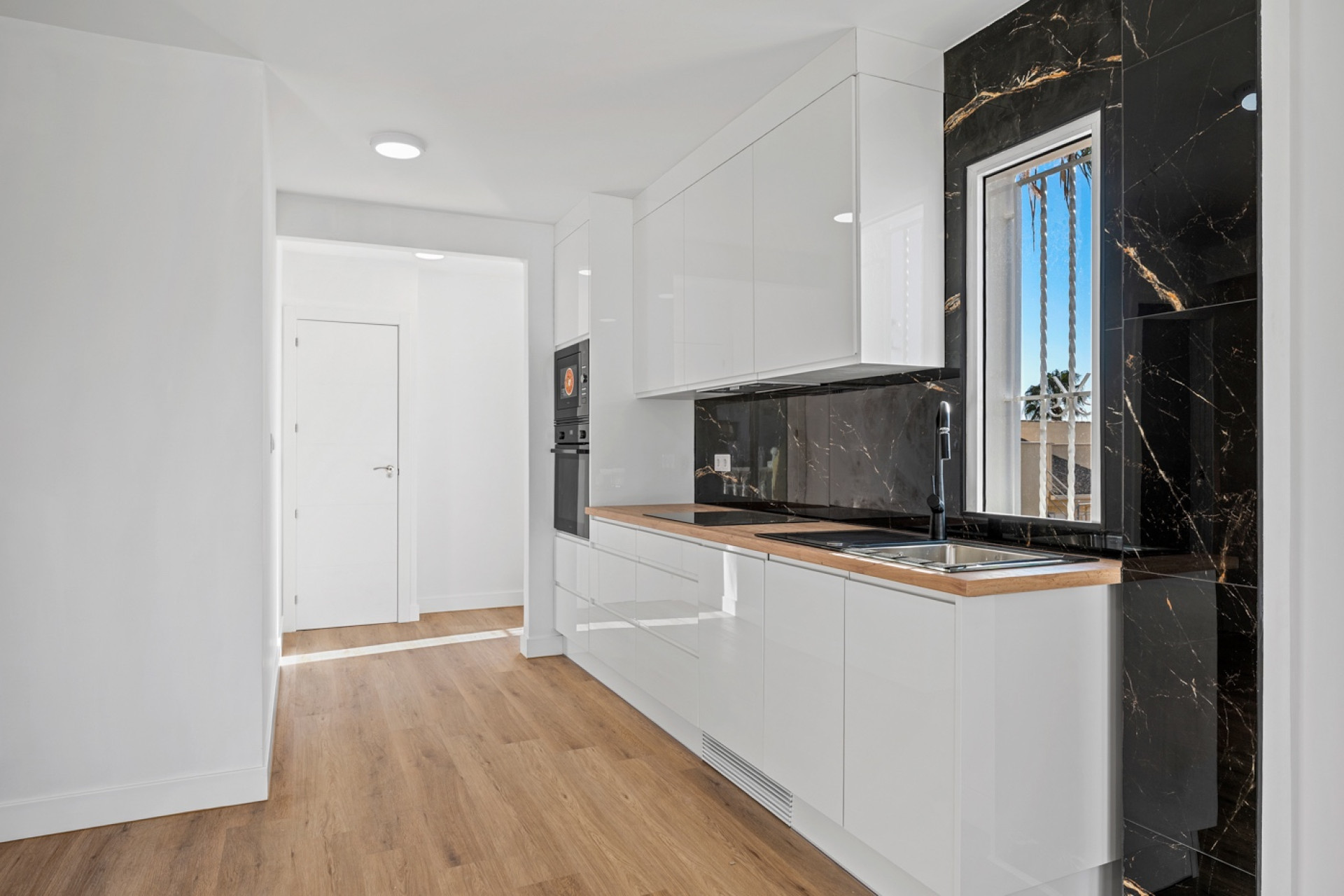 Resale - 4. Semi-detached villa - Benimar