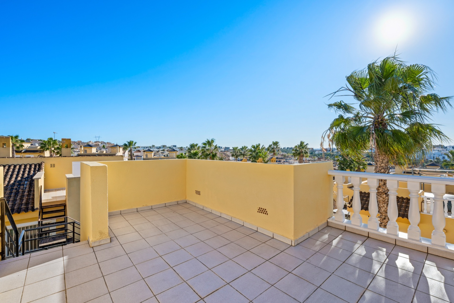 Resale - 4. Semi-detached villa - Benimar