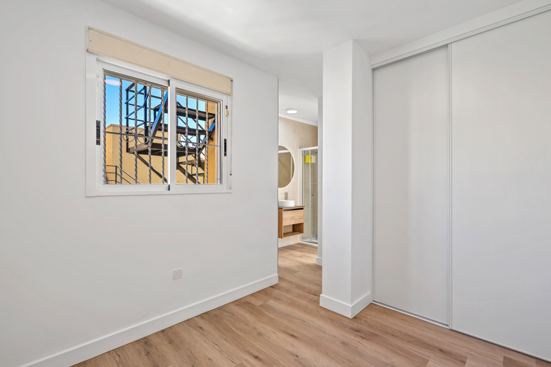 Resale - 4. Semi-detached villa - Benimar