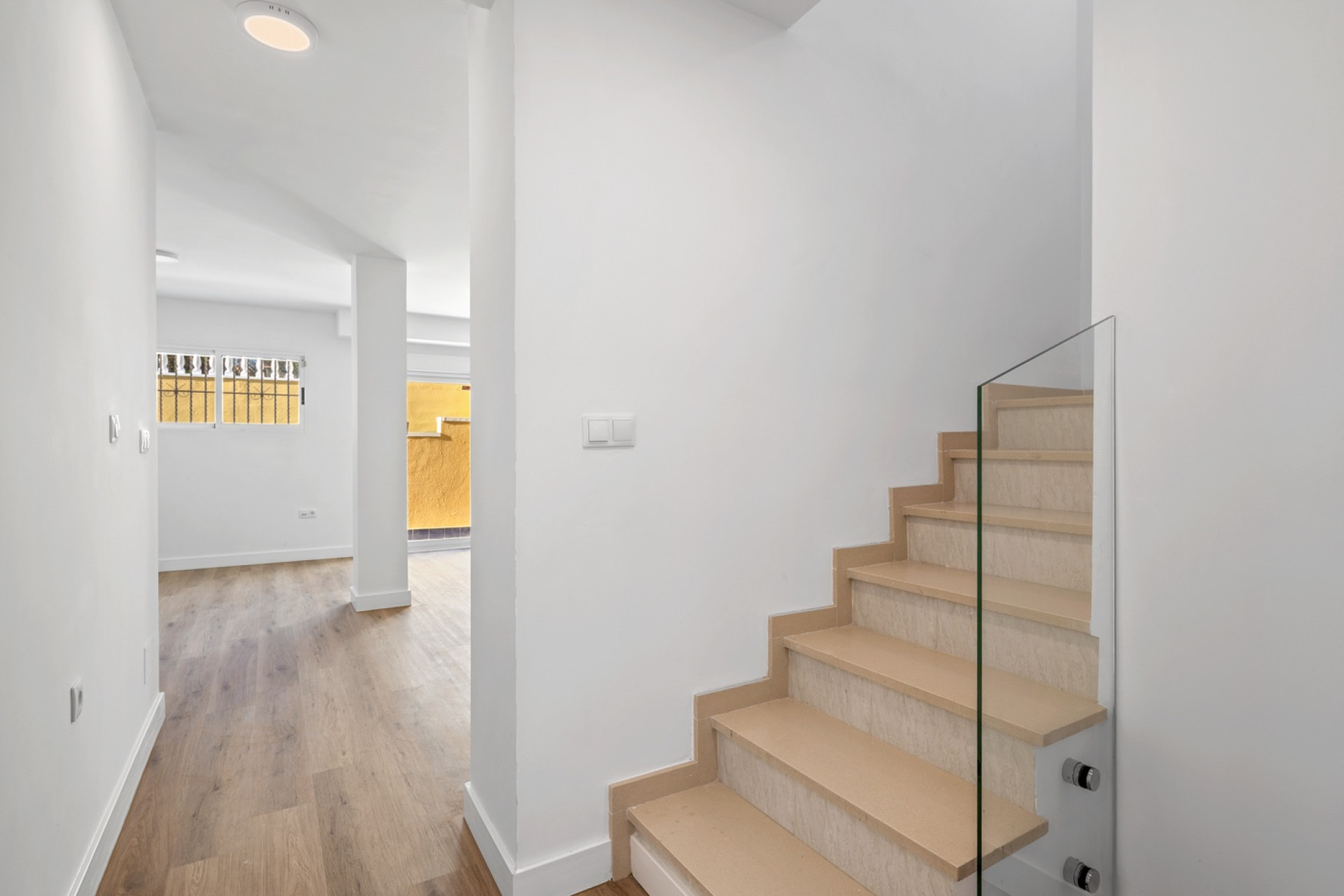 Resale - 4. Semi-detached villa - Benimar