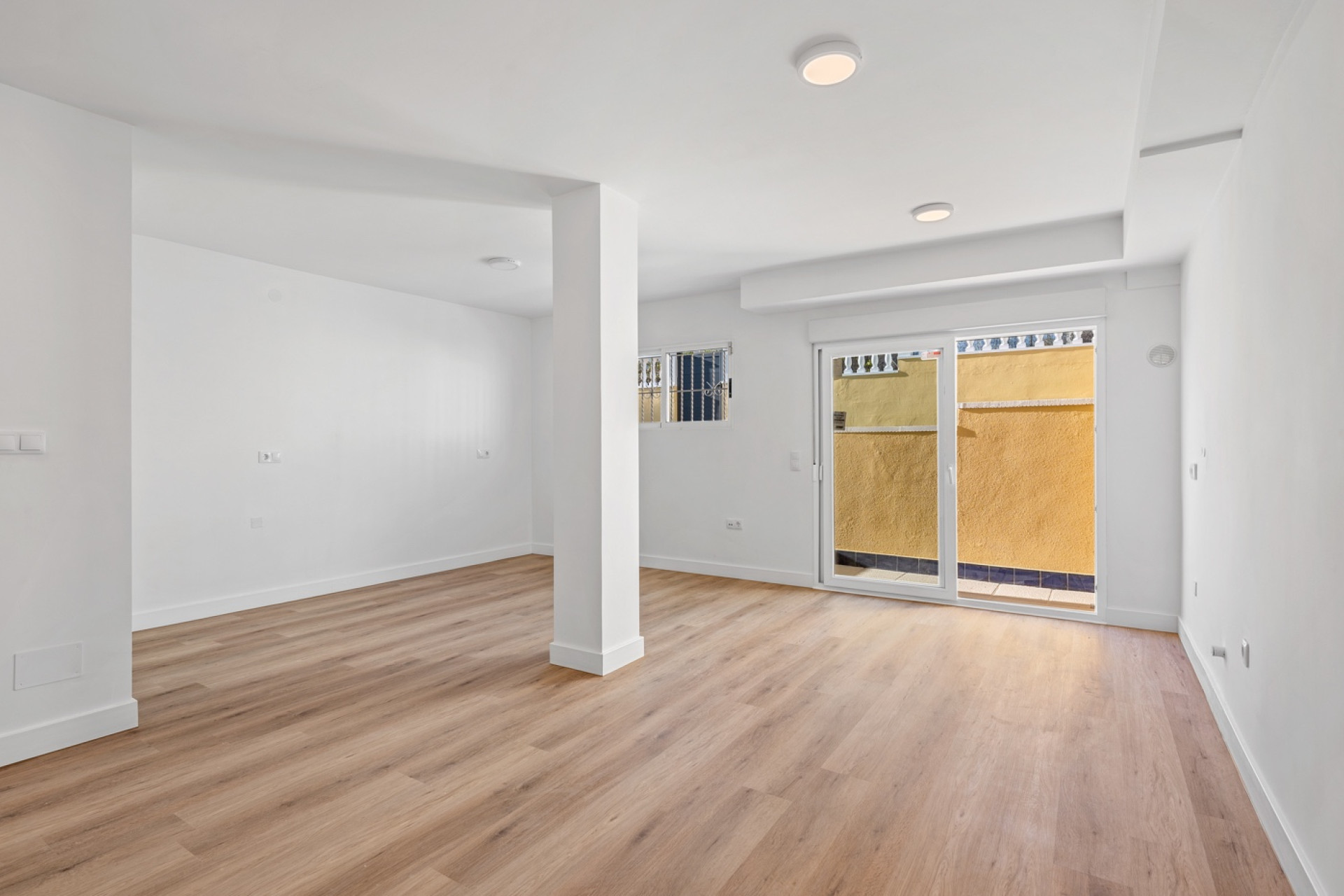 Resale - 4. Semi-detached villa - Benimar