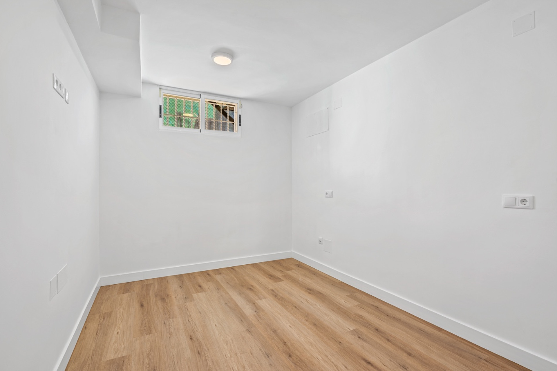 Resale - 4. Semi-detached villa - Benimar