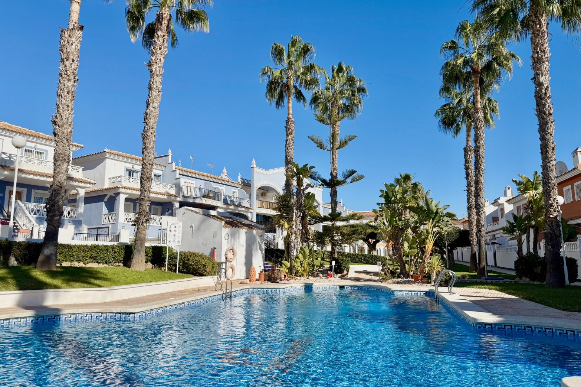 Resale - 4. Semi-detached villa - Ciudad Quesada - Costa Blanca South