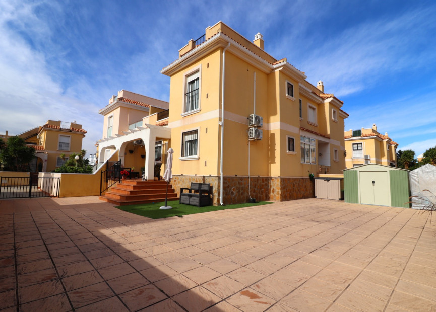 Resale - 4. Semi-detached villa - Ciudad Quesada - Costa Blanca South