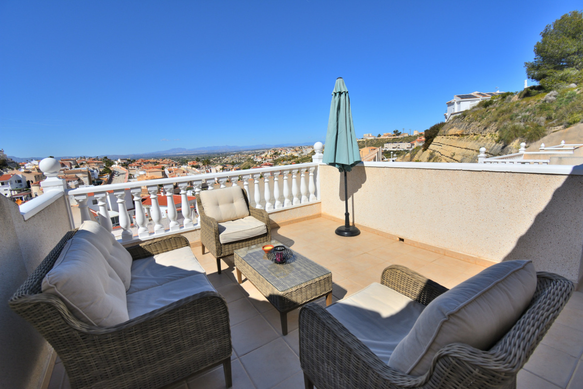Resale - 4. Semi-detached villa - Ciudad Quesada - Costa Blanca South