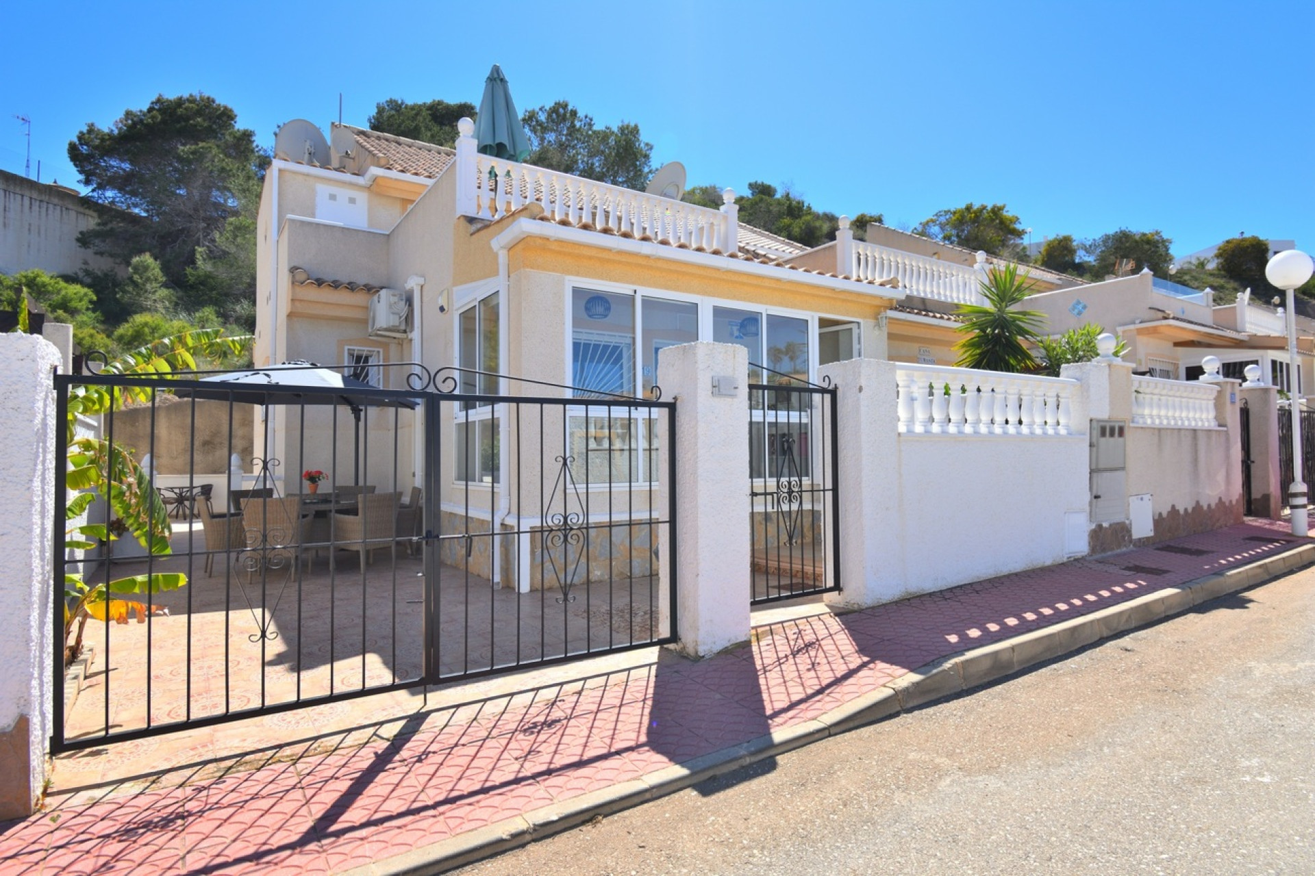 Resale - 4. Semi-detached villa - Ciudad Quesada - Costa Blanca South