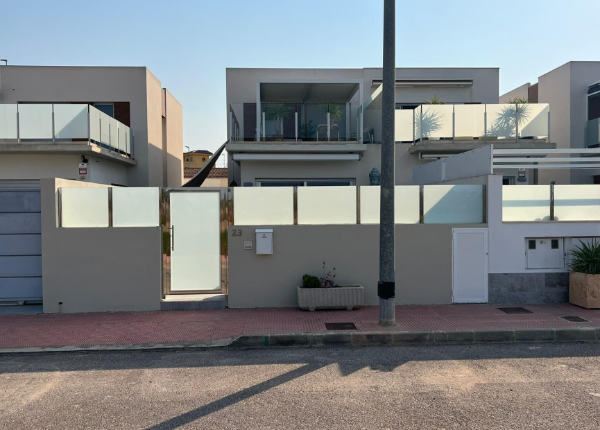 Resale - 4. Semi-detached villa - Daya Vieja - Costa Blanca South