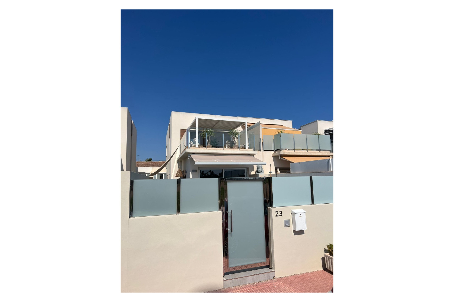 Resale - 4. Semi-detached villa - Daya Vieja - Costa Blanca South