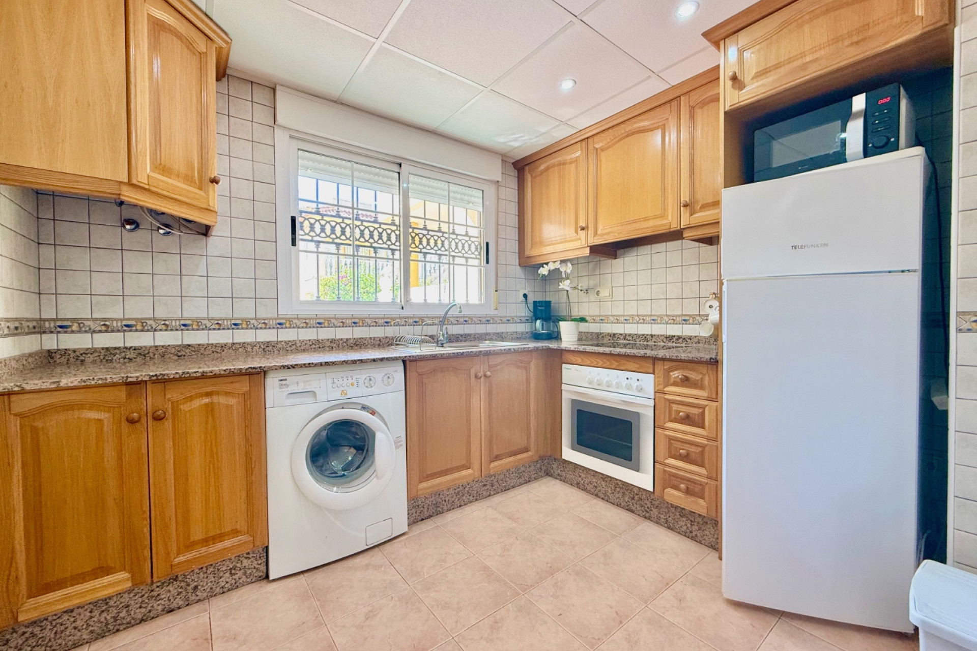 Resale - 4. Semi-detached villa - Guardamar del Segura - Costa Blanca South