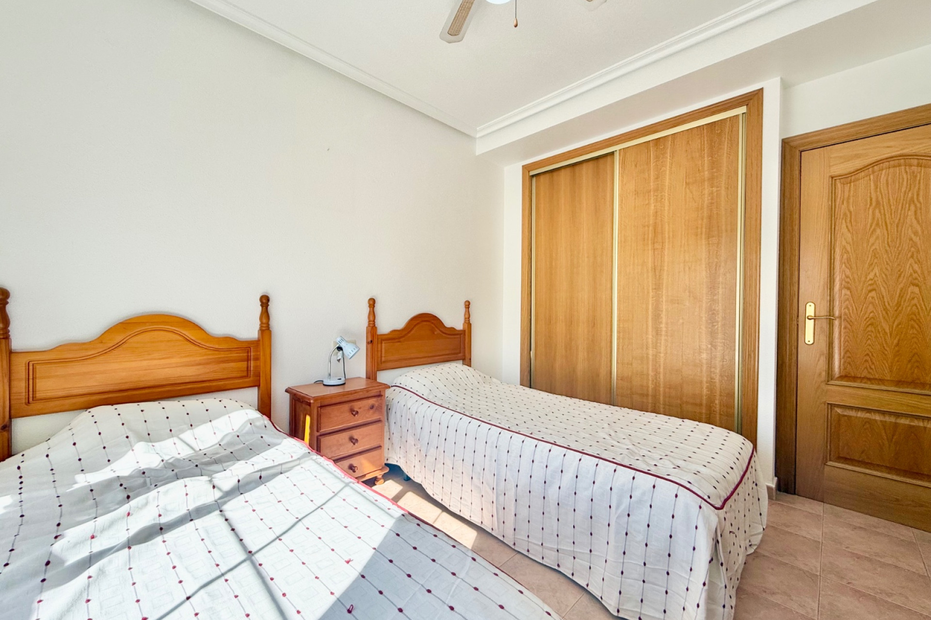 Resale - 4. Semi-detached villa - Guardamar del Segura - Costa Blanca South